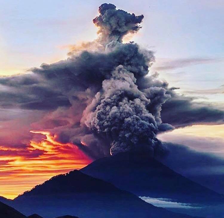 The spectacular eruption of Mount Agung, Bali INDONESIA
