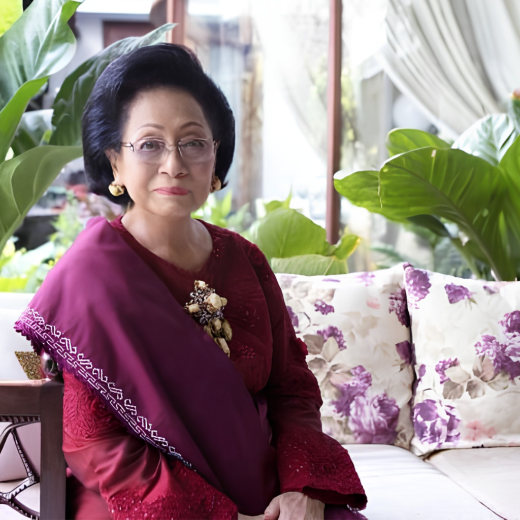 Martha Tilaar, founder of the Sariayu cosmetics business, which she built from a self-funded salon in Jakarta, an example of a bootstrapped business in Indonesia.
